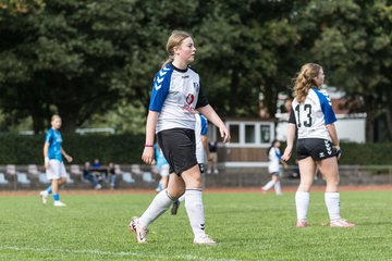 Bild 102 - wBJ VfL Pinneberg - Germania Schnelsen : Ergebnis: 15:1